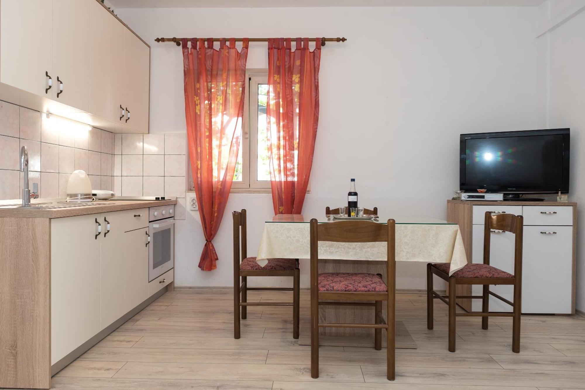 Apartments Vodice Olga Matic Экстерьер фото