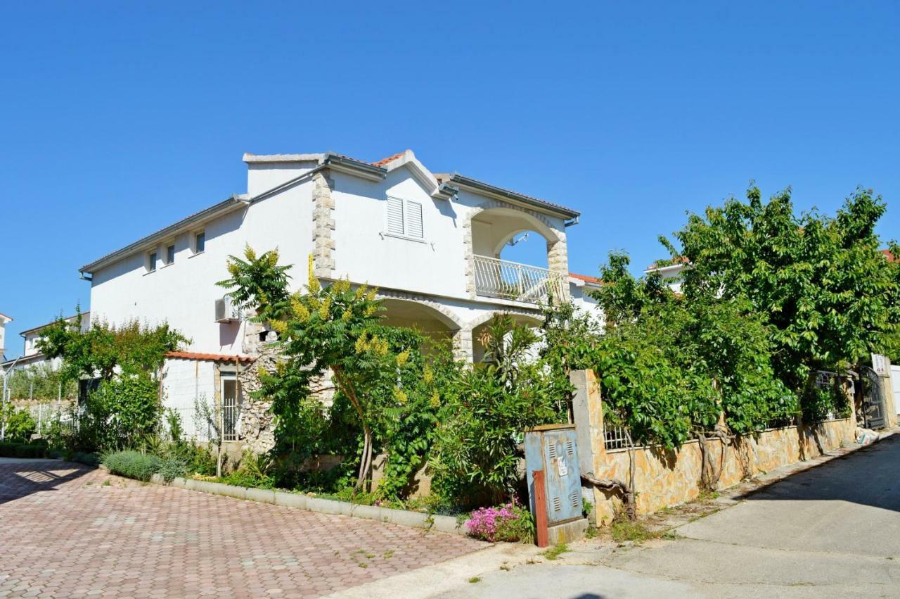 Apartments Vodice Olga Matic Экстерьер фото